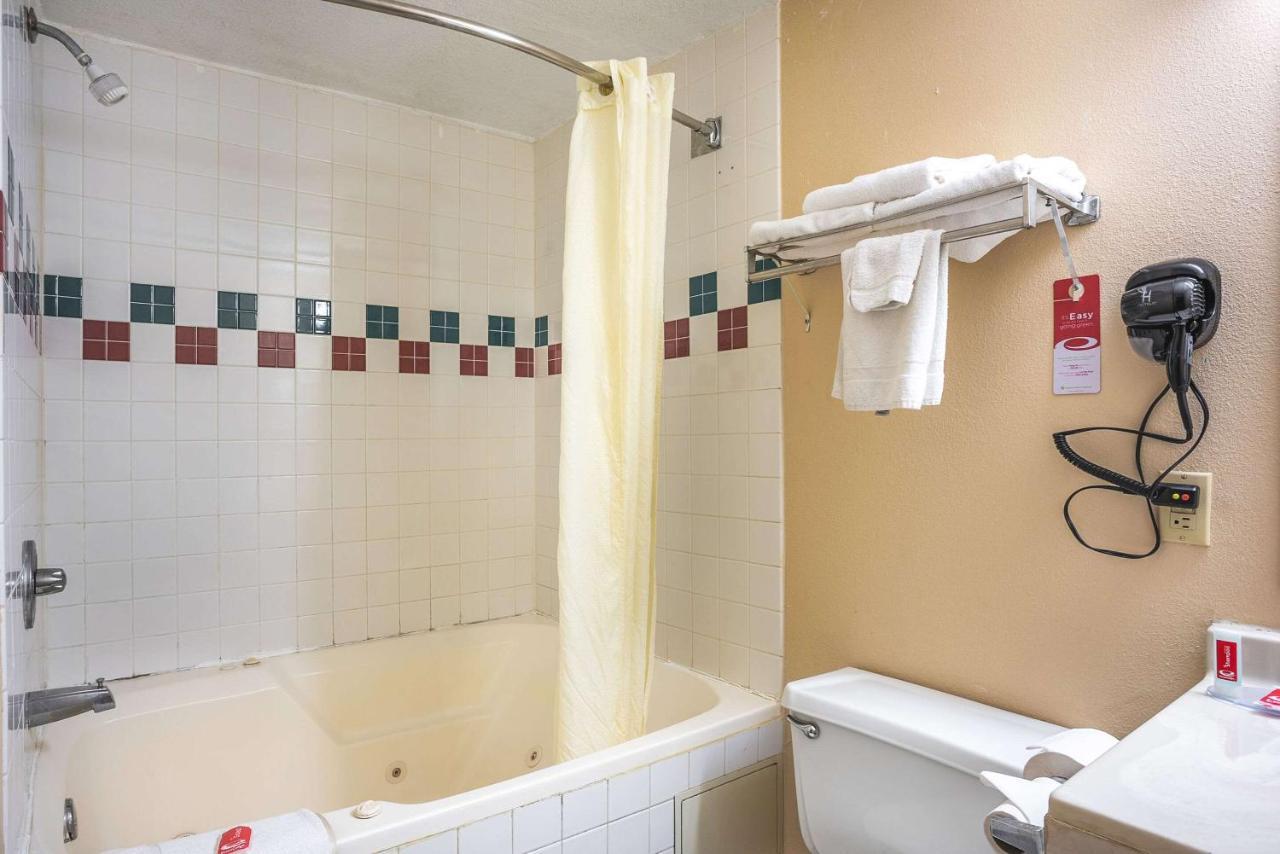 Econo Lodge Princeton Kültér fotó